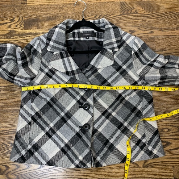 Nine West Plaid Grey Coat - Picture 5 of 7